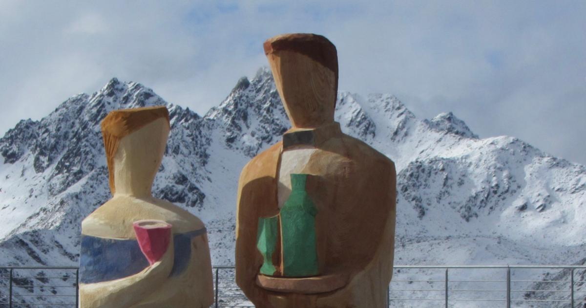 Link to Calgary Sculpture on the Austrian Alps 