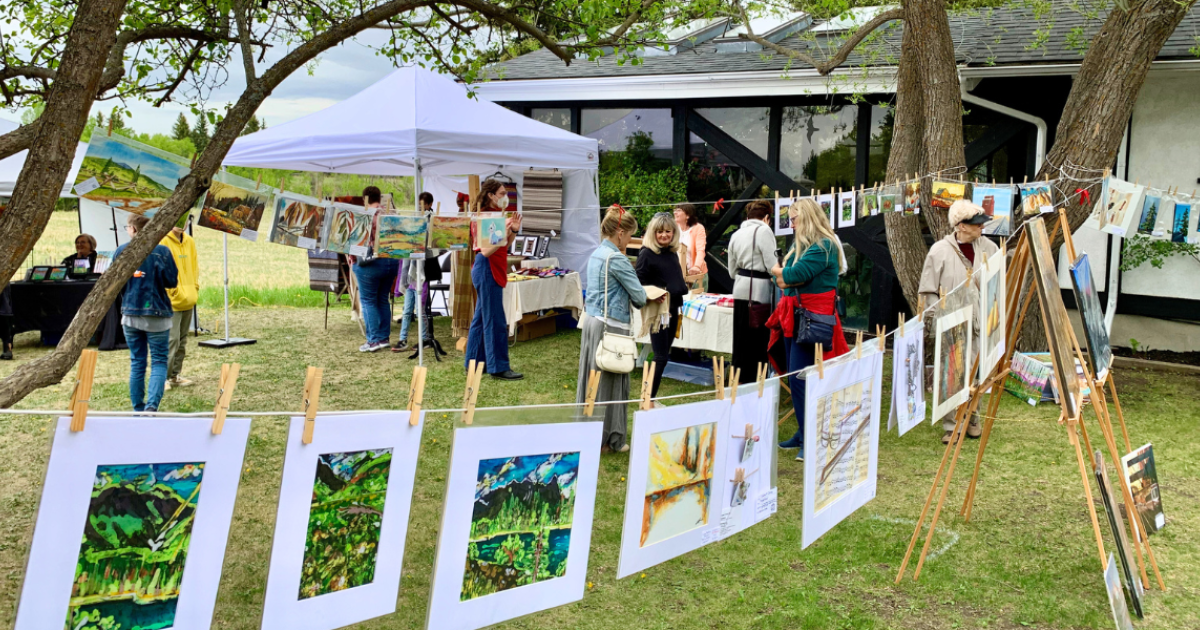 Link to Call for Volunteers: Clothesline Art Market at Leighton Art Centre